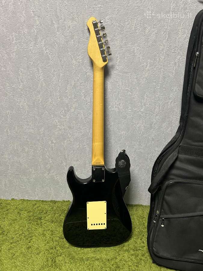 Mažai naudotas elektrinės gitaros komplektas - nuotraukos Nr. 3