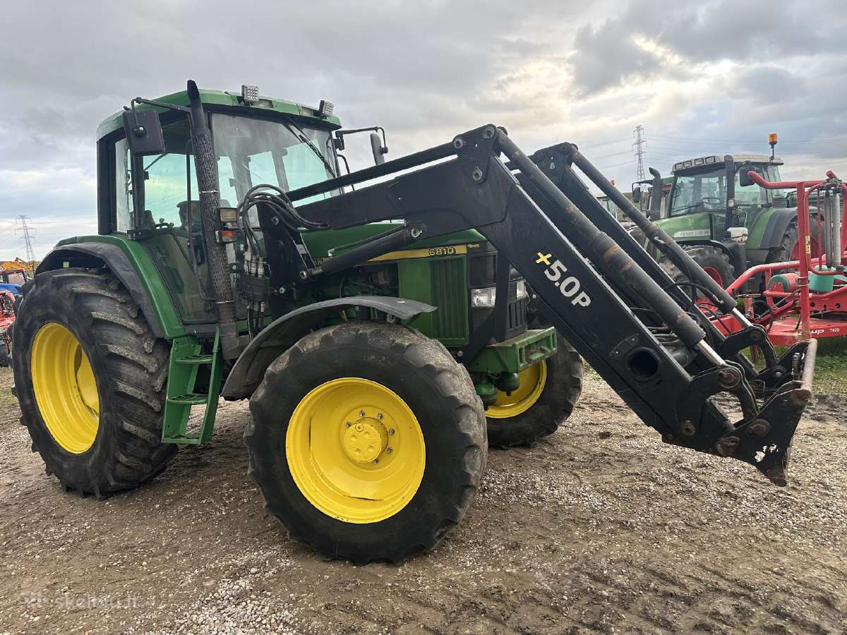Traktorius john deere 6810 su krautuvu - nuotraukos Nr. 4