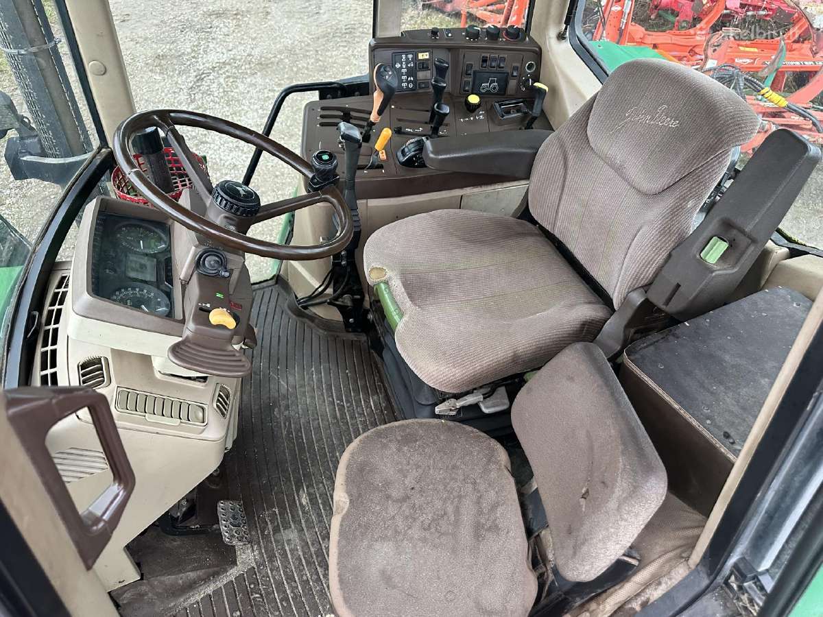 Traktorius john deere 6810 su krautuvu - nuotraukos Nr. 11