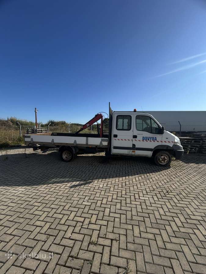 Bankrutuojanti įmonė parduoda 7 automobilius - nuotraukos Nr. 3