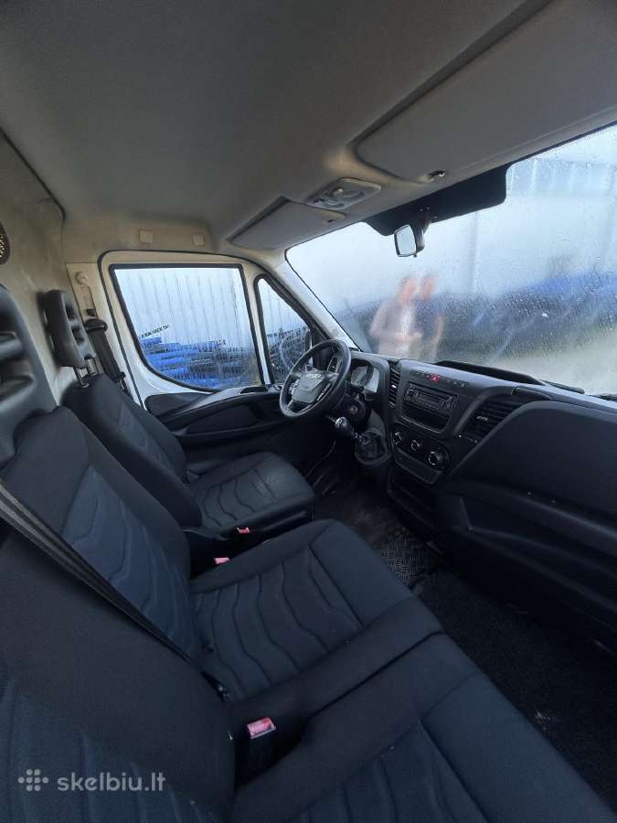 Bankrutuojanti įmonė parduoda 7 automobilius - nuotraukos Nr. 10
