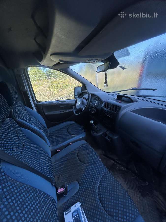 Bankrutuojanti įmonė parduoda 7 automobilius - nuotraukos Nr. 15