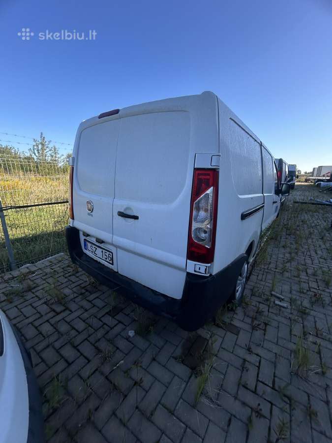 Bankrutuojanti įmonė parduoda 7 automobilius - nuotraukos Nr. 16