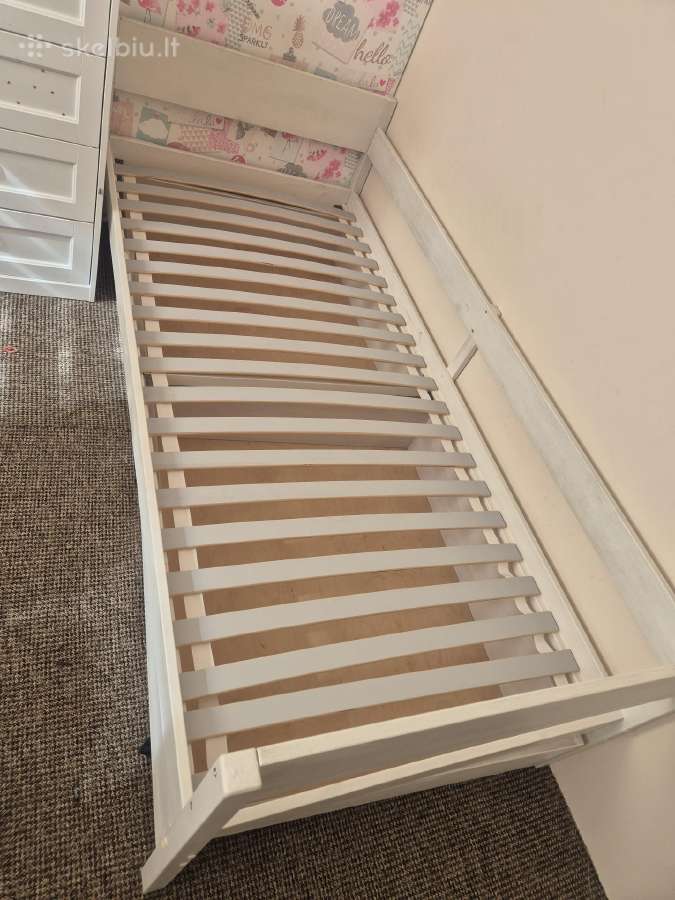 Parduodama vaikiška medinė lova su čiužiniu - nuotraukos Nr. 2
