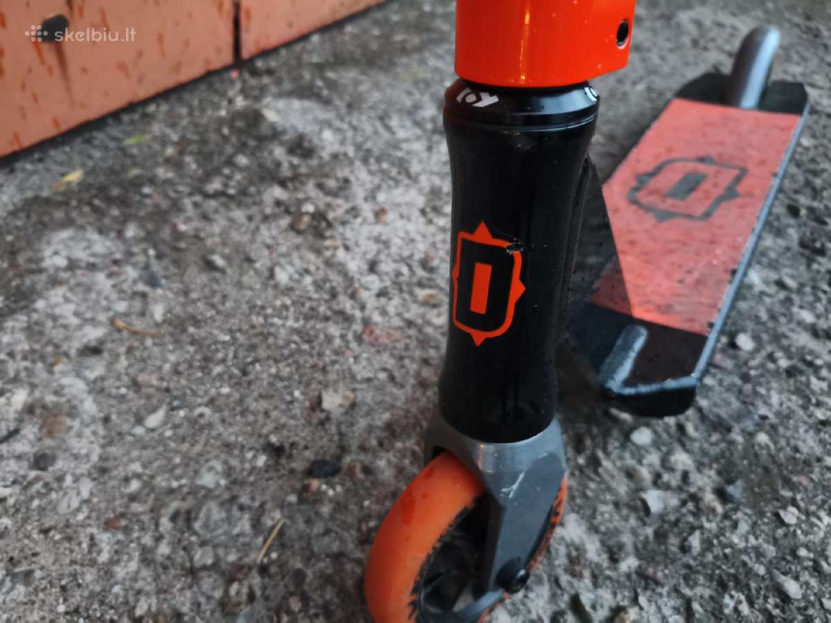 Triukinis paspirtukas - Dominator - nuotraukos Nr. 7