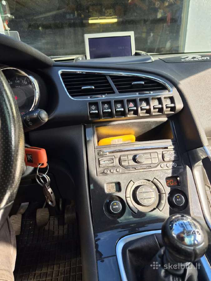 Parduodamas prižiūrėtas automobilis - nuotraukos Nr. 6