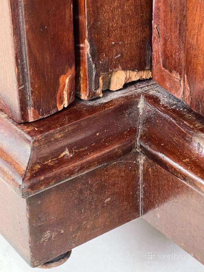 Trijų durų raudonmedžio rūbų spinta - nuotraukos Nr. 20
