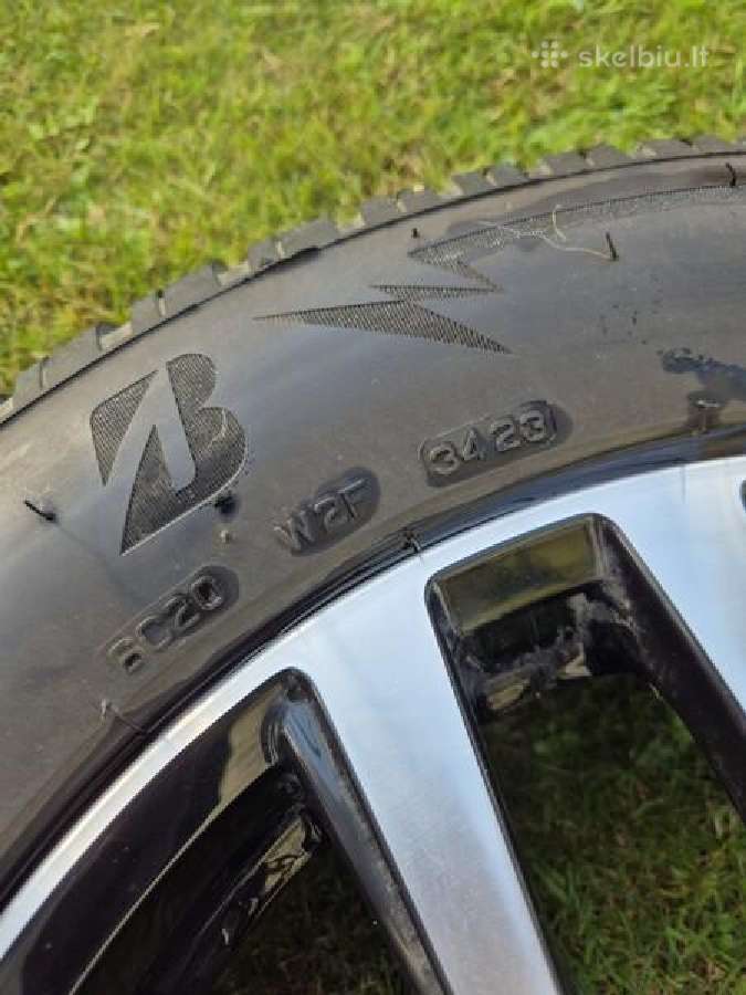 Bridgestone R16 žieminės padangos ir ratlankiai - nuotraukos Nr. 7