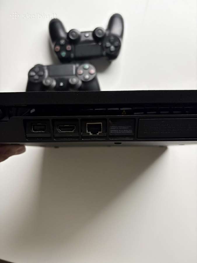 Playstation 4 Slim + 2 pulteliai + Wrc 7 - nuotraukos Nr. 8