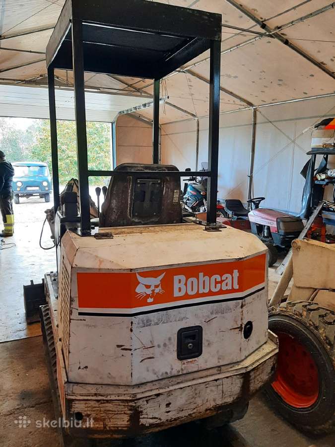Miniekskavatorius bobcat x220 - nuotraukos Nr. 4