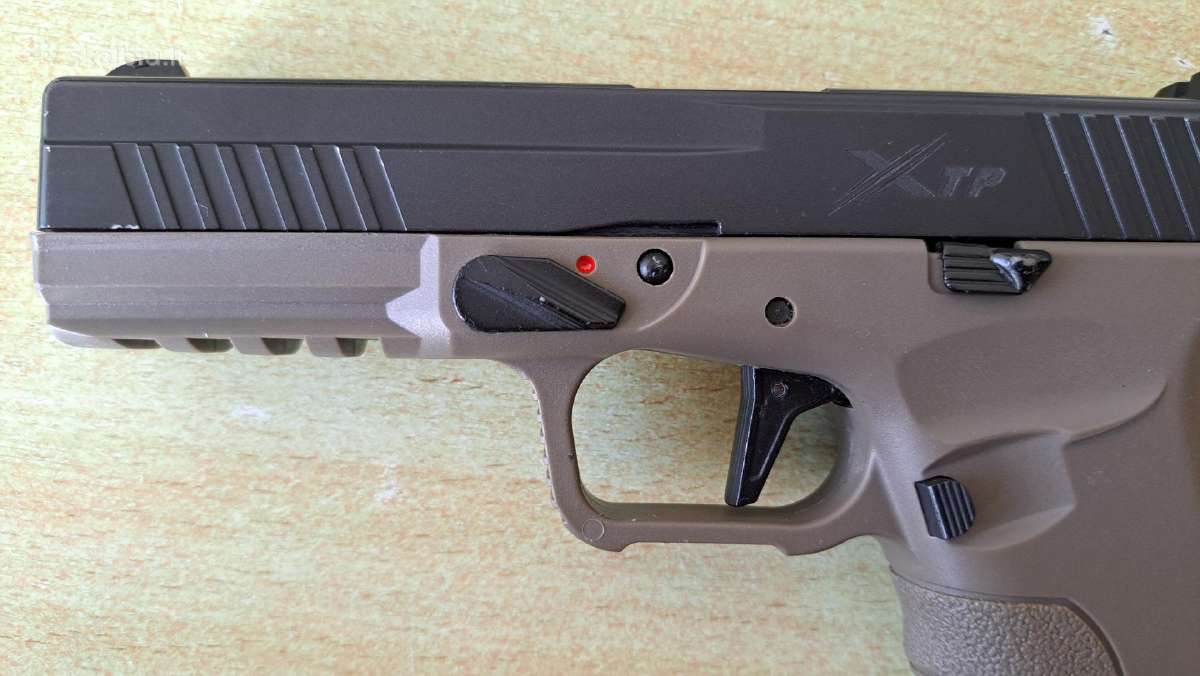 Airsoft pistoletas (green gas) - nuotraukos Nr. 4