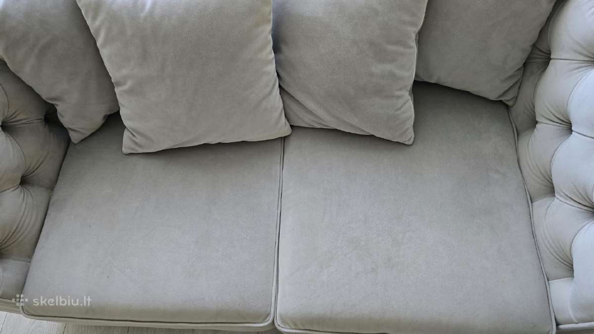 Chesterfield stiliaus sofų komplektas su staliuku - nuotraukos Nr. 7