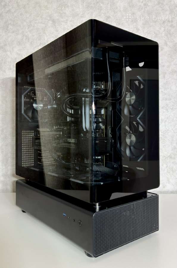 Rtx 9070 XT / Ryzen 7 9800x3d / 32 GB RAM - nuotraukos Nr. 12