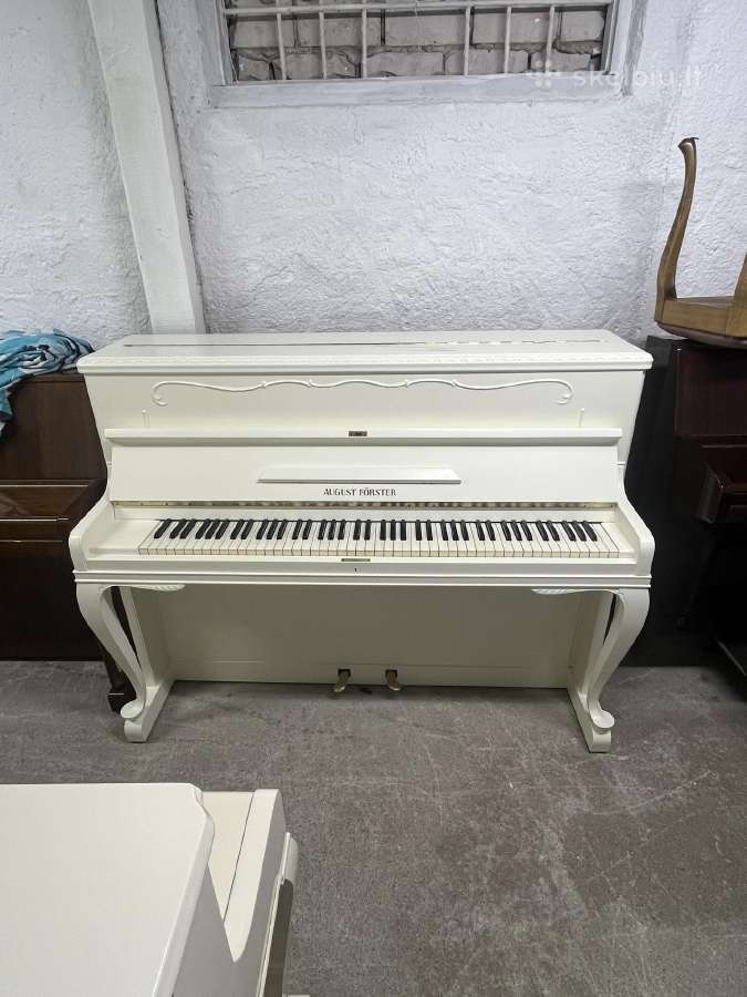 Pianinai - nuotraukos Nr. 24