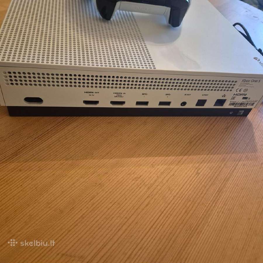 Xbox One S konsolė su pulteliu ir žaidimu - nuotraukos Nr. 2