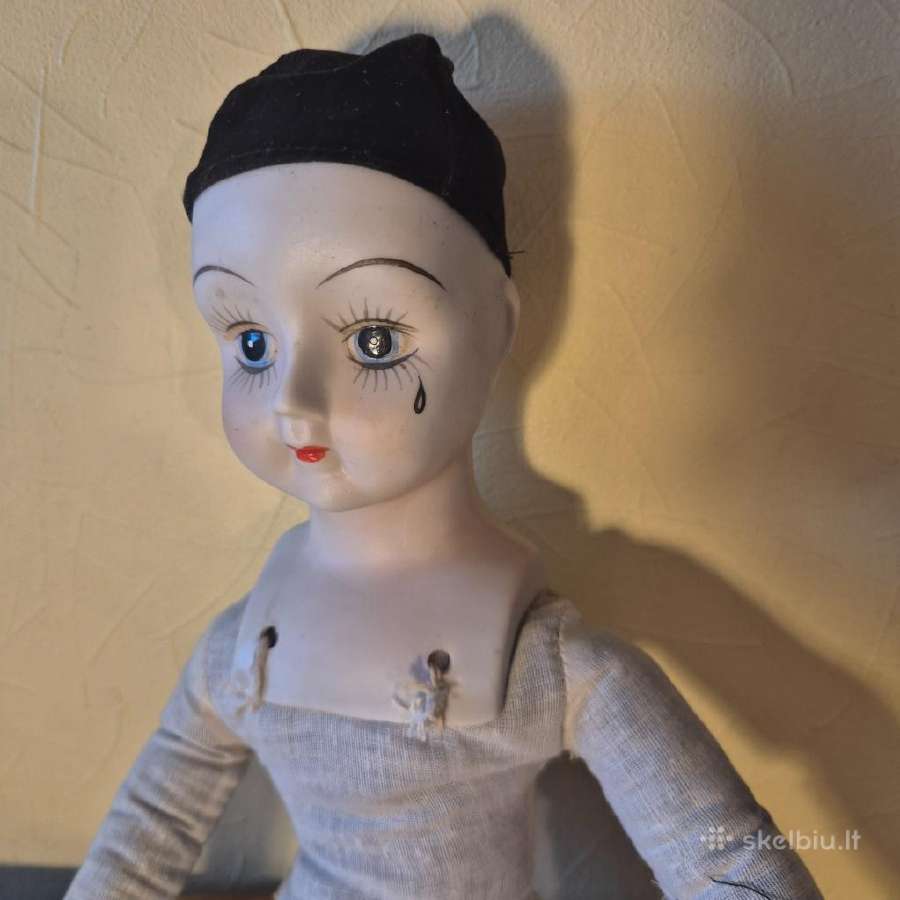 Vintažinė porcelianinė lėlė Pierrot (Pjero / Liūdn - nuotraukos Nr. 3