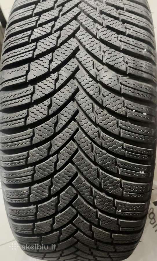 Parduodu mažai važinėtas padangas 245/45 R18 - nuotraukos Nr. 2