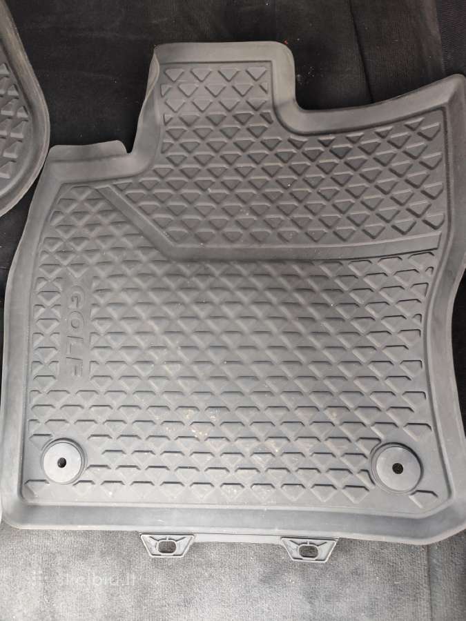 VW Golf Sportsvan guminiai kilimėliai - nuotraukos Nr. 2