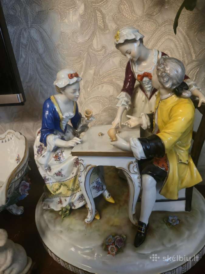Parduodu Kapodemonte porcelianu statulele - nuotraukos Nr. 4