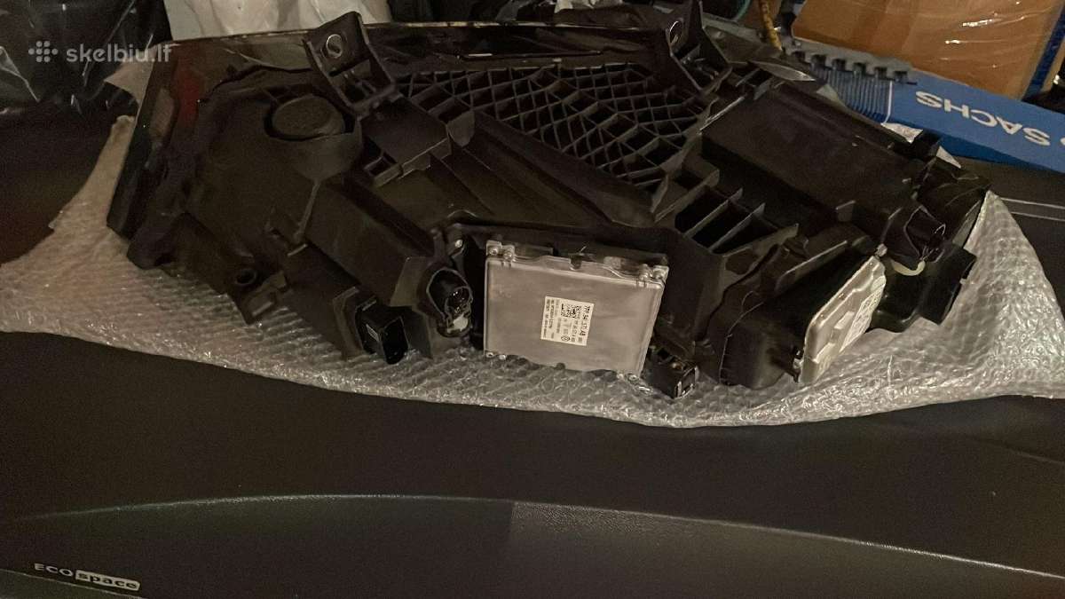 Audi Q7 Kairysis priekinis žibintas Full LED Usa - nuotraukos Nr. 2