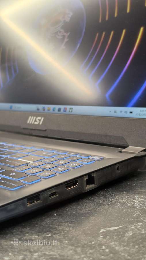 Msi Cyborg 15, i7, 4060, 16gb ddr5 - nuotraukos Nr. 4