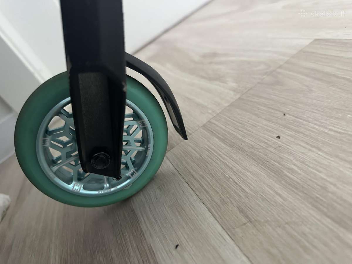 Core park pro kneepadai ir custom paspirtukas - nuotraukos Nr. 5