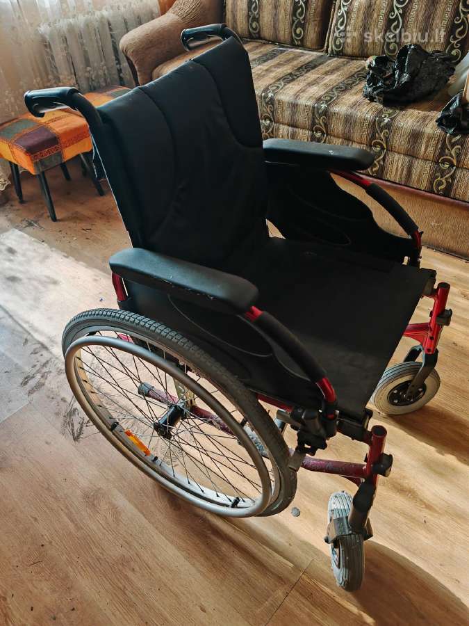 Neigaliojo vežimėlis invacare action 3 NG - nuotraukos Nr. 2