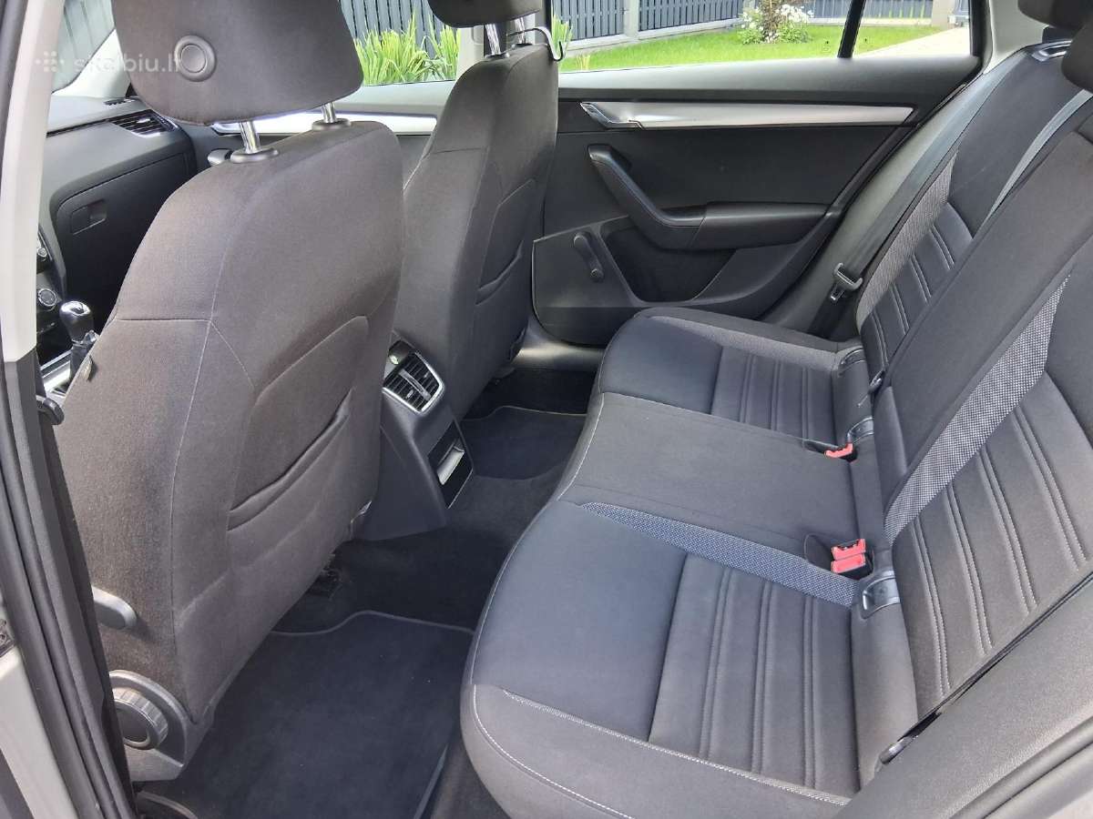 Skoda Oktavia 1,6 l, universalas - nuotraukos Nr. 10