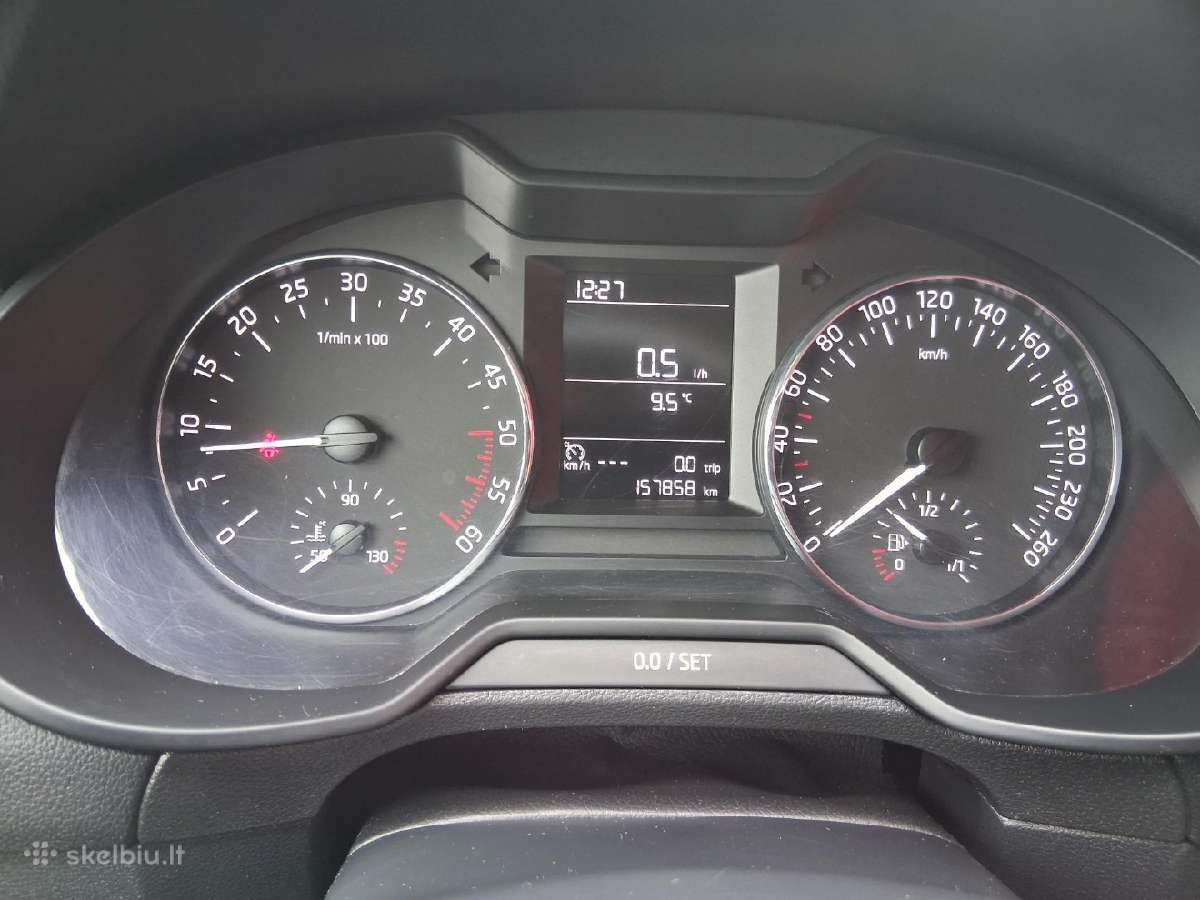 Skoda Oktavia 1,6 l, universalas - nuotraukos Nr. 8