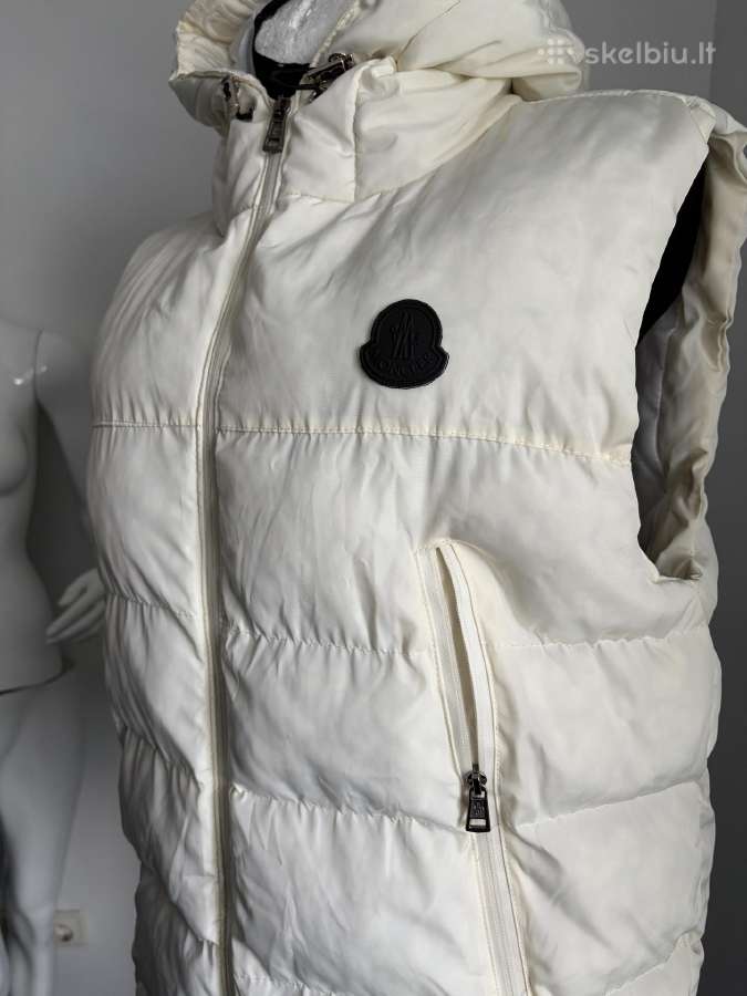Moncler striukes - nuotraukos Nr. 2