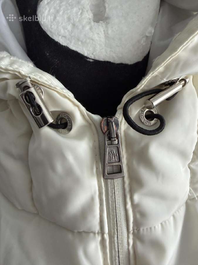 Moncler striukes - nuotraukos Nr. 9