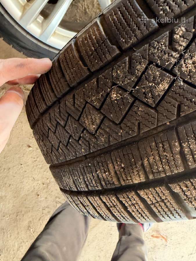Parduodu Pirelli žiemines padangas - nuotraukos Nr. 6
