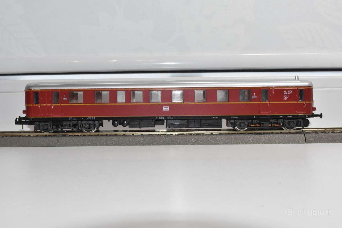Piko dyzelinis keleivinis lokomotyvas Br 185 - nuotraukos Nr. 3