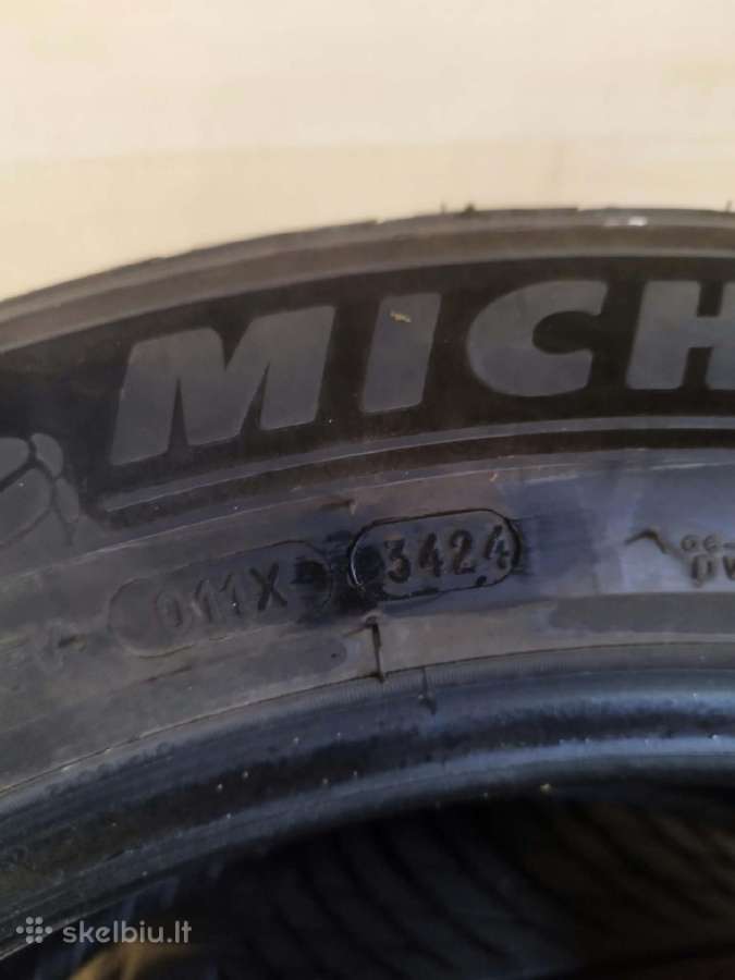Michelin 245/50 R19 žieminės padangos visureigiui - nuotraukos Nr. 2