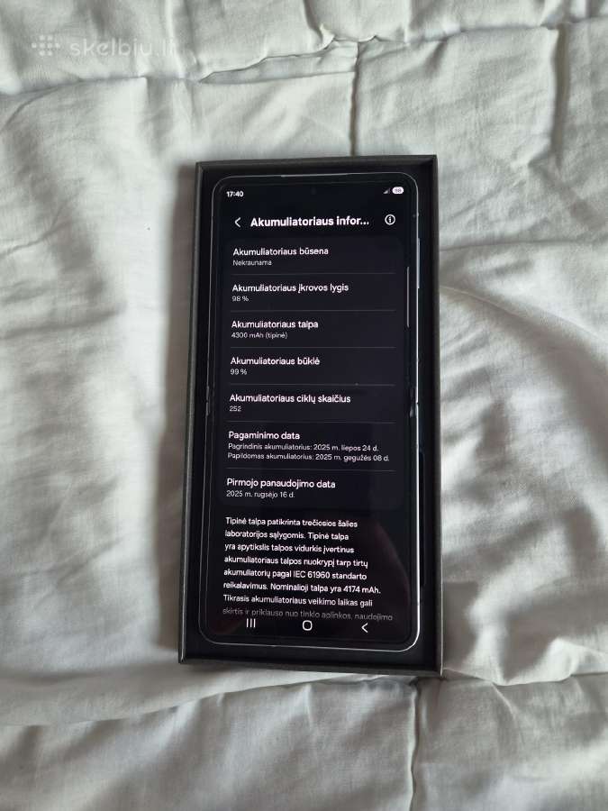 Samsung Galaxy Z Flip7 12 GB / 256 GB - nuotraukos Nr. 12