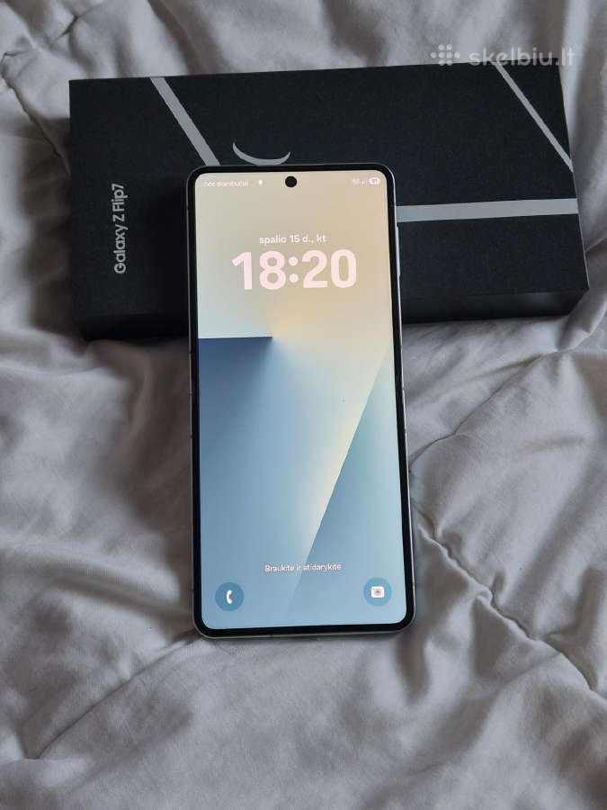Samsung Galaxy Z Flip7 12 GB / 256 GB - nuotraukos Nr. 2