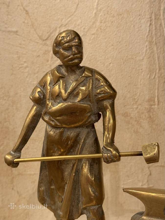 Žalvarinė statulėlė kalvis - nuotraukos Nr. 8