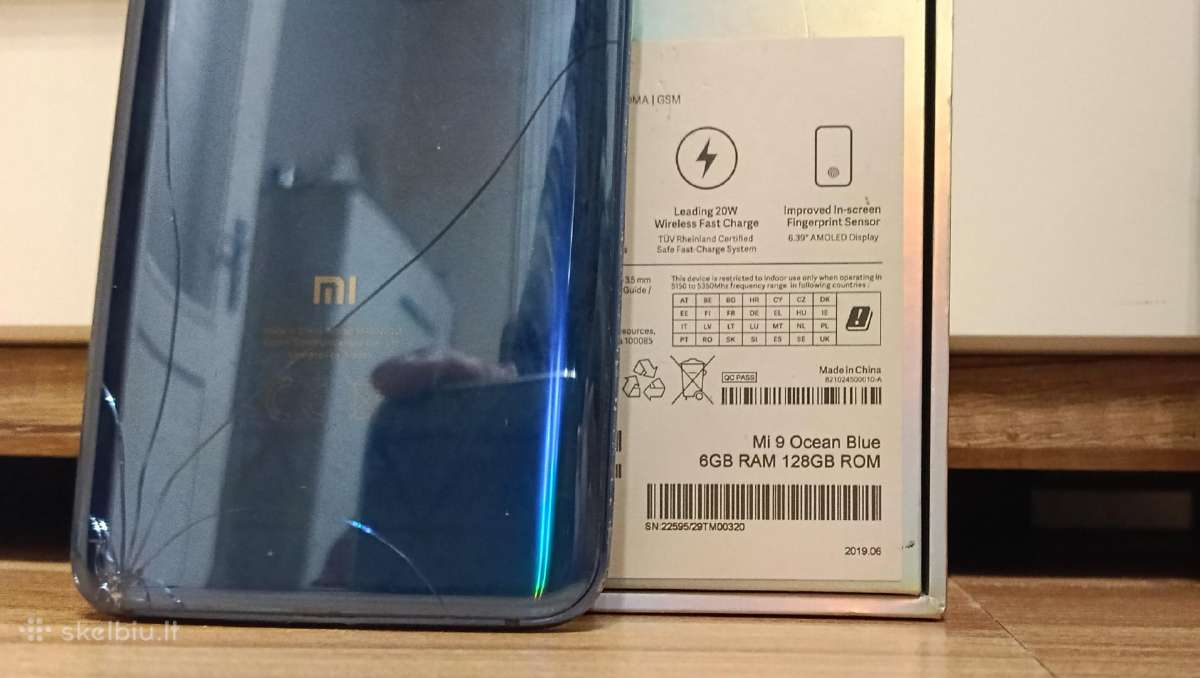 Telefonas Xiaomi mi 9 - nuotraukos Nr. 4