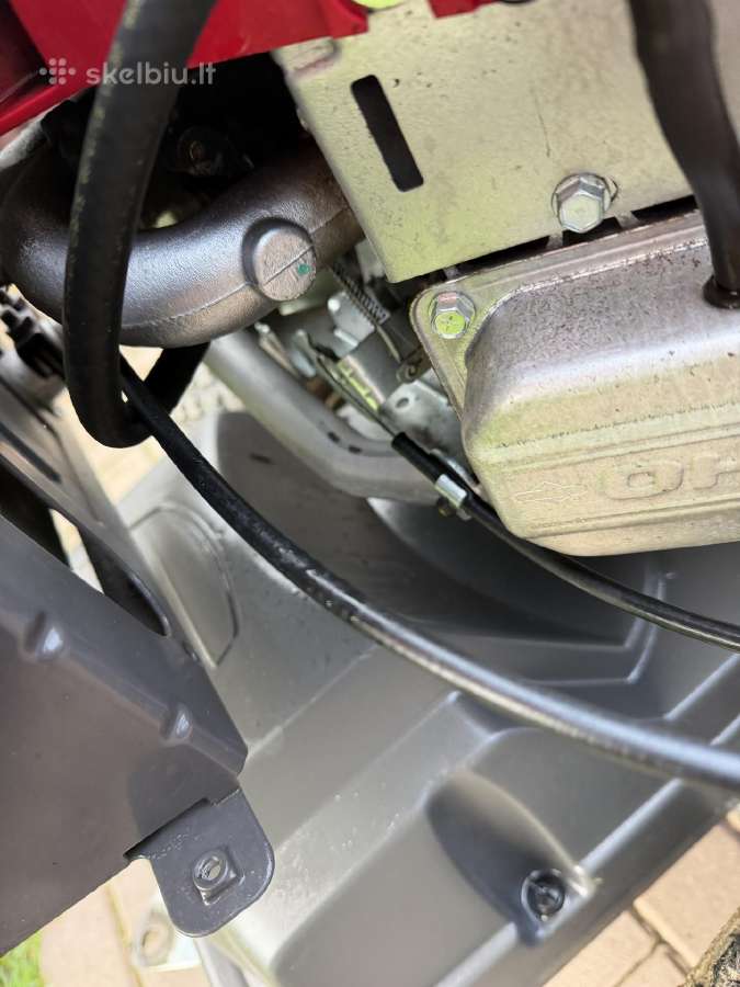 Sodo traktoriukas Husqvarna rider r214tc - nuotraukos Nr. 10