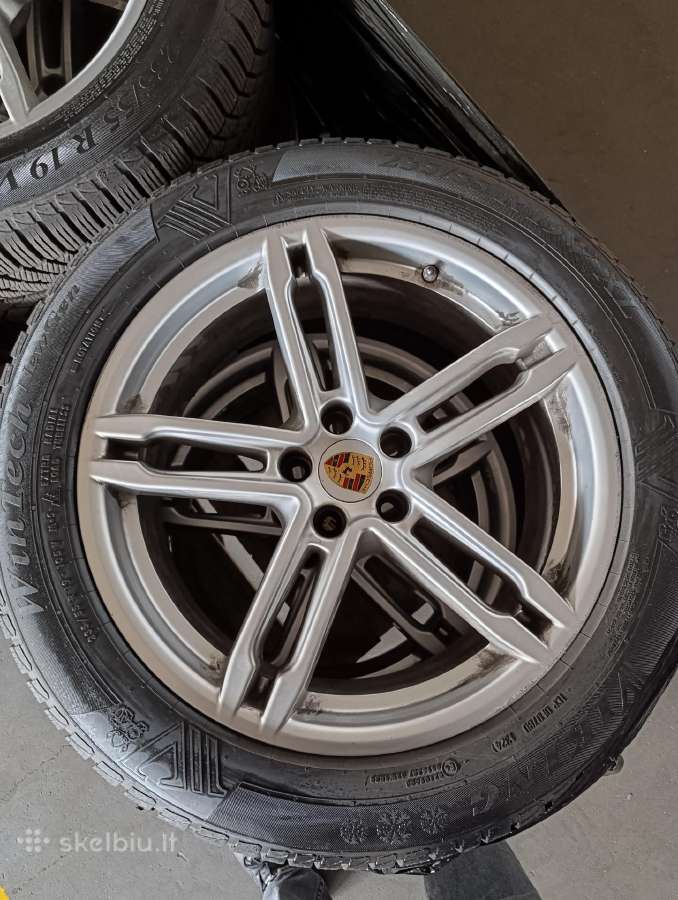 Porsche Macan R19 ratlankiai su žieminėm padangom - nuotraukos Nr. 2