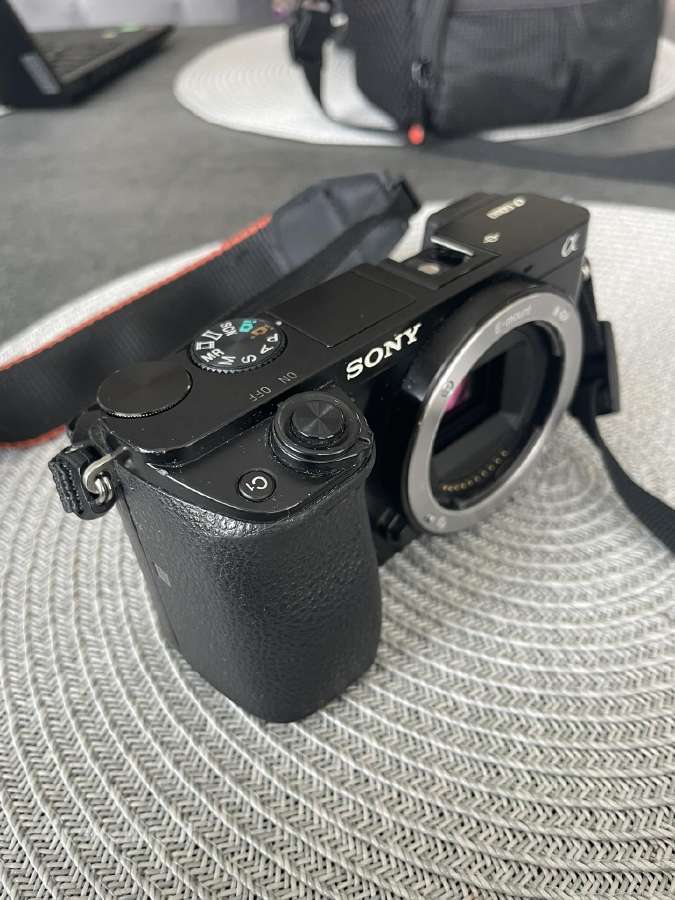 Sony A6000 + 2 objektyvai 16-50 Oss ir 55-210 Oss - nuotraukos Nr. 16