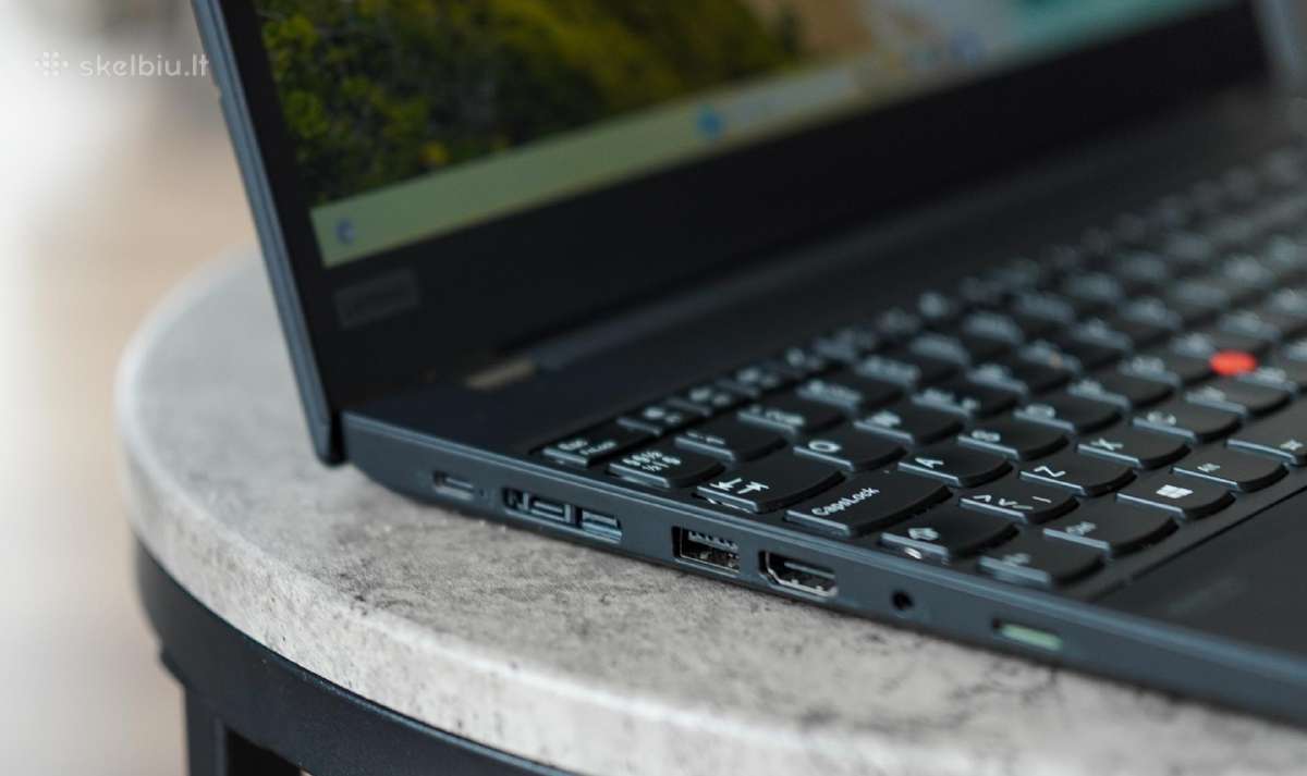 Lenovo Thinkpad P15s Gen 1 i7 16 GB RAM - nuotraukos Nr. 6