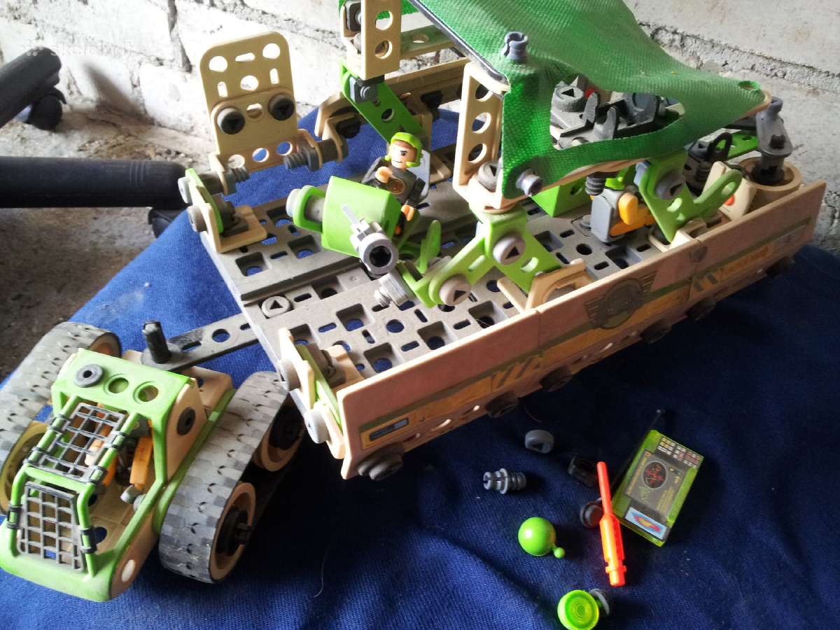 Transformers automobiliai konstruktorius zaislai - nuotraukos Nr. 5