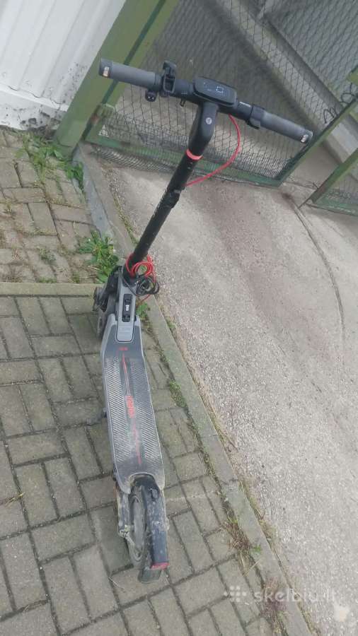 Parduodu paspirtuka geros būklės vazuoja gerai - nuotraukos Nr. 3