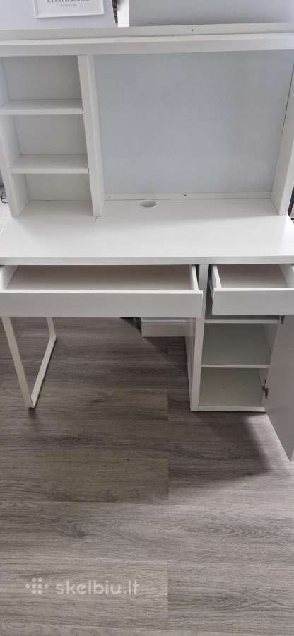 Atiduodu Ikea Micke rašomąjį stalą - nuotraukos Nr. 2