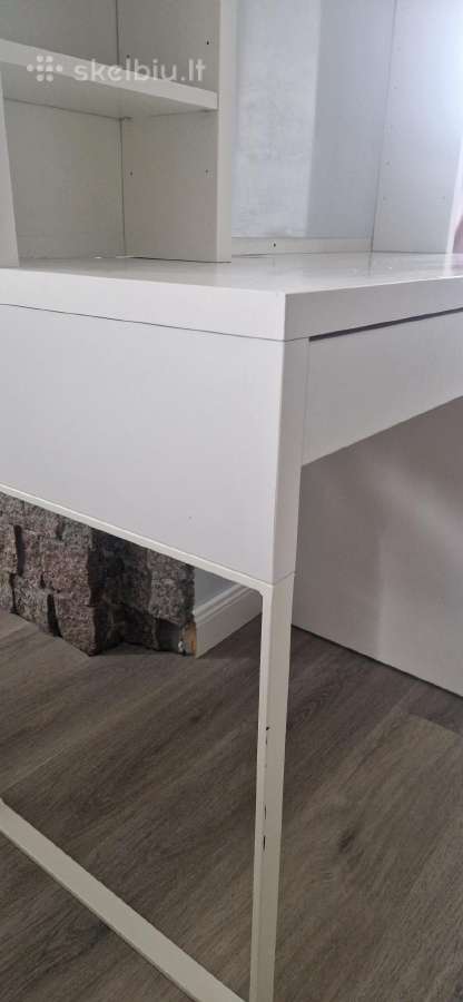 Atiduodu Ikea Micke rašomąjį stalą - nuotraukos Nr. 6