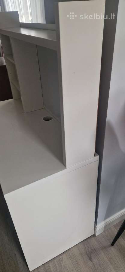 Atiduodu Ikea Micke rašomąjį stalą - nuotraukos Nr. 7