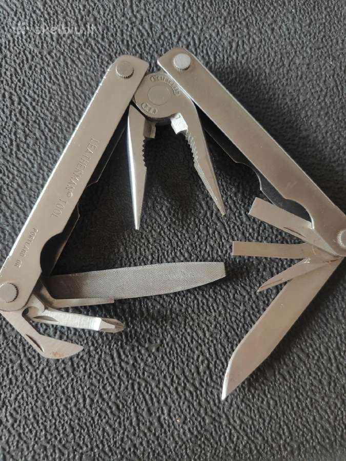 Leatherman peilis +mini maglite - nuotraukos Nr. 3