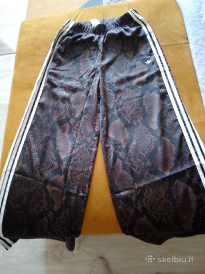 Parduodu originalas Adidas kelnės ir dzemperis - nuotraukos Nr. 2