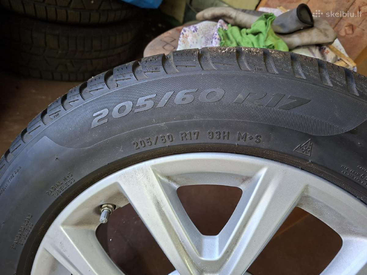 Parduodami Bmw X1 lengvojo lydinio ratlankiai - nuotraukos Nr. 2